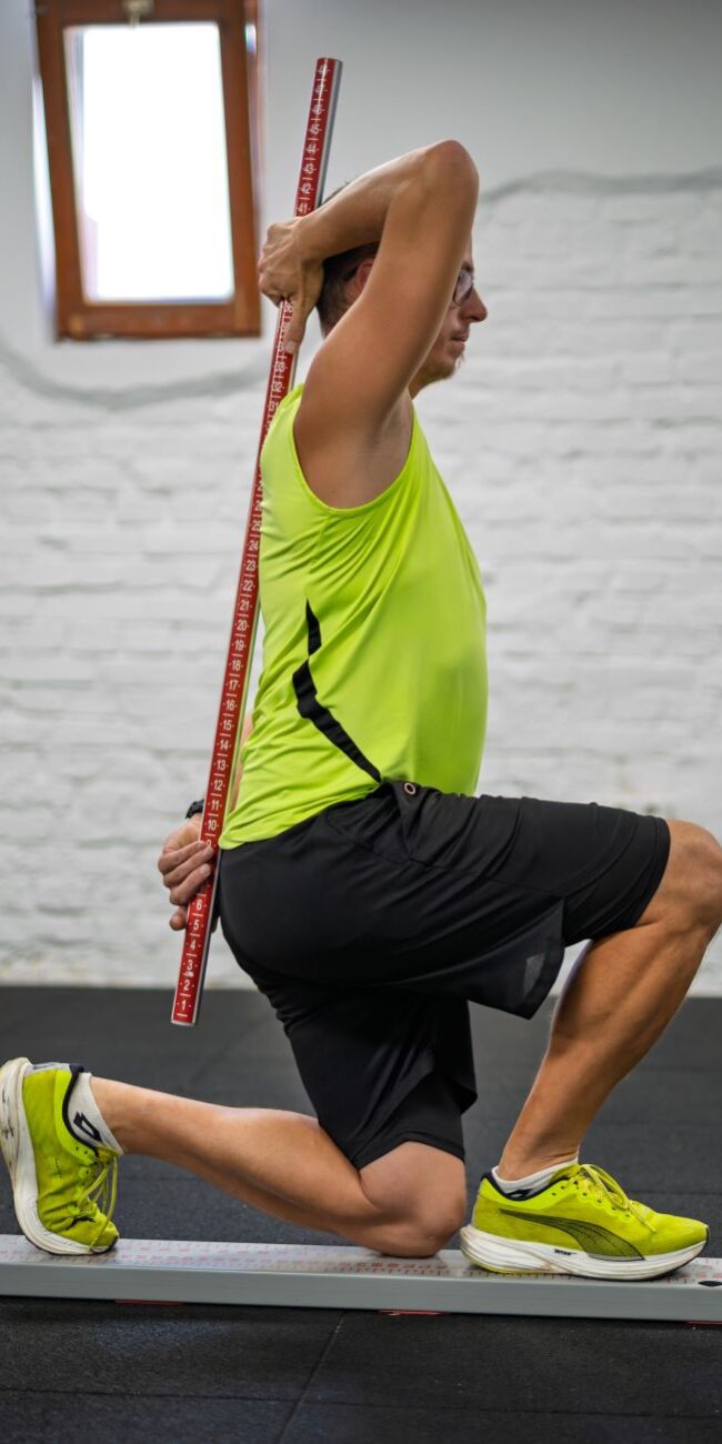 FMS egyenes kitörés teszt rúddal, mozgáskontroll felmérés a PiroskaGymben Bükön.