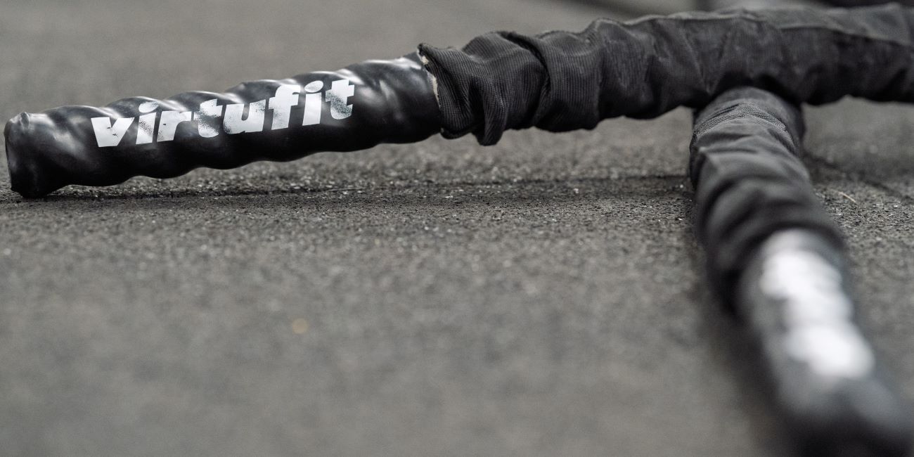 Battle rope (csapkodókötél) a PiroskaGym funkcionális edzőtermében, Bükön.